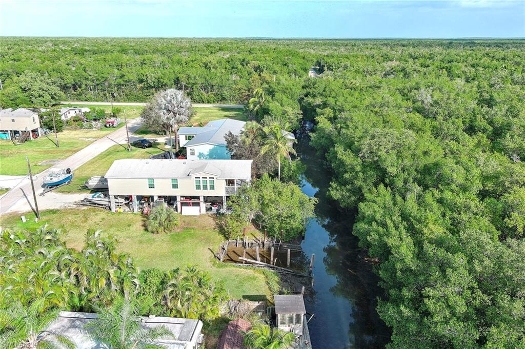 PLANTATION ISLAND - Land