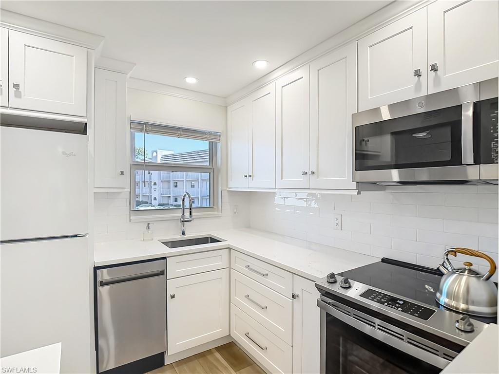 TURTLE LAKE GOLF COLONY - Residential