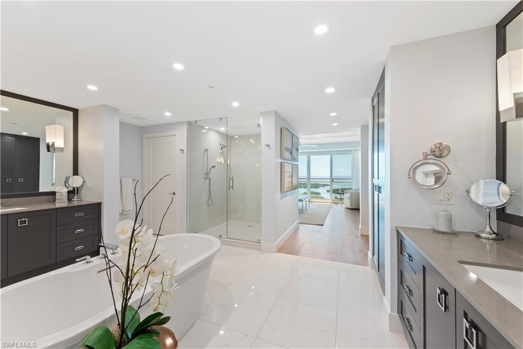 KALEA BAY TOWER 100 - Residential