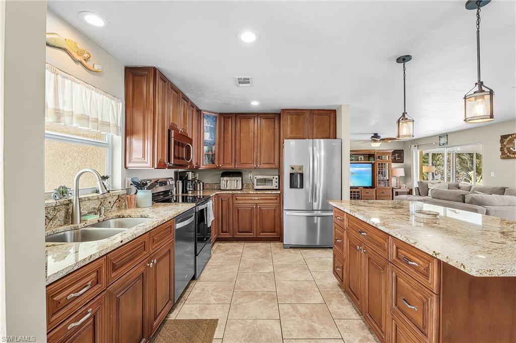 CAPE CORAL - LEE COUNTY INDUSTRIAL PARK - Residential