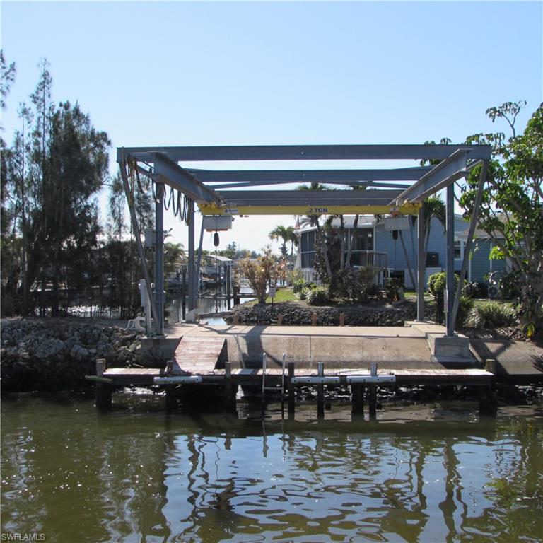 PINE ISLAND COVE - Land