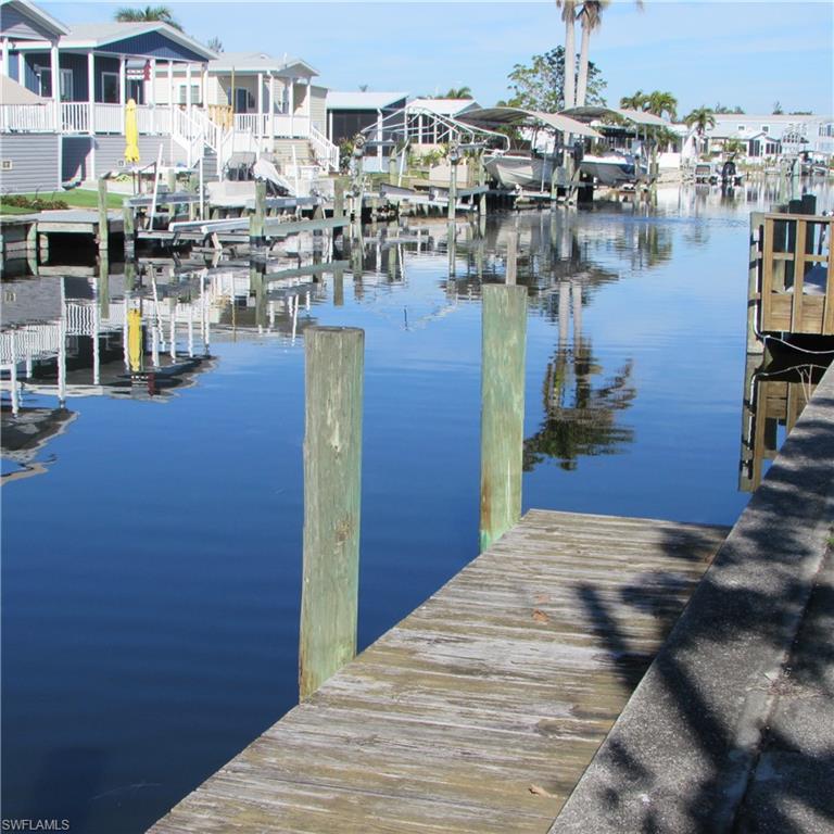 PINE ISLAND COVE - Land