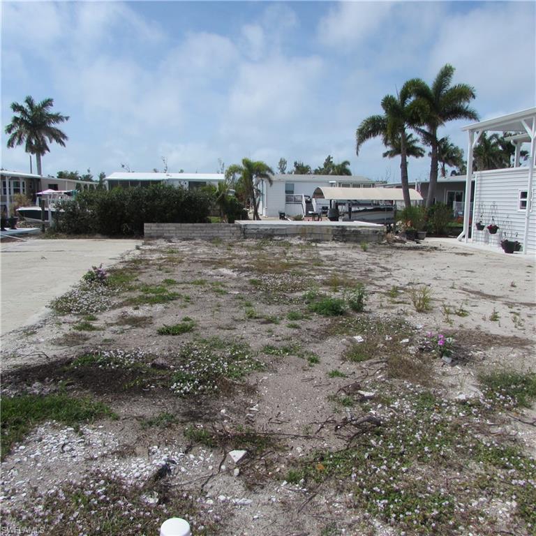 PINE ISLAND COVE - Land