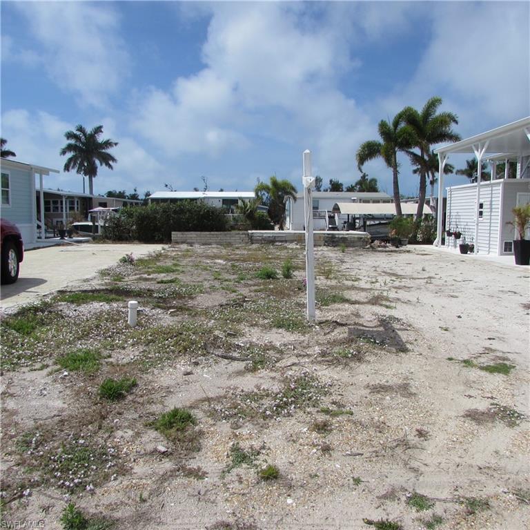 PINE ISLAND COVE - Land