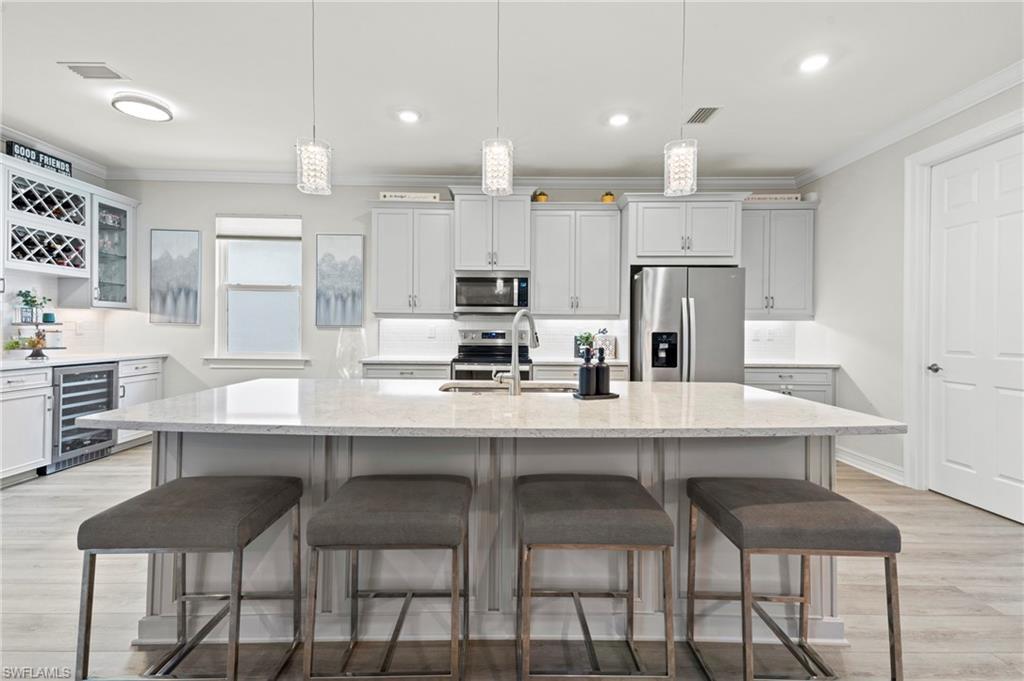 28140 Captiva Shell LOOP