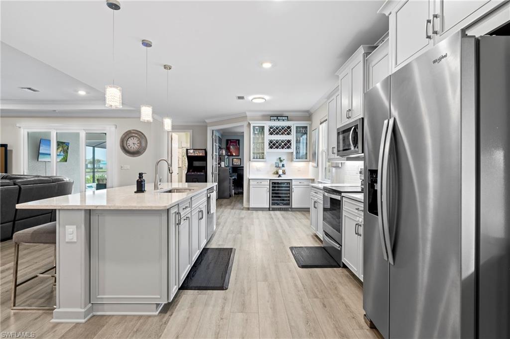 28140 Captiva Shell LOOP