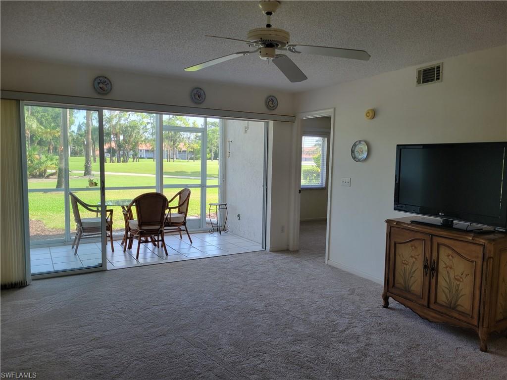 ANDOVER SQUARE - Residential