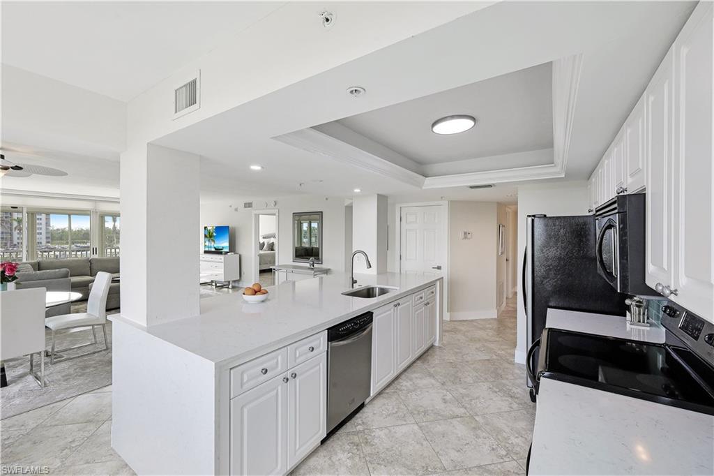 GULF BREEZE AT VANDERBILT - Residential Lease