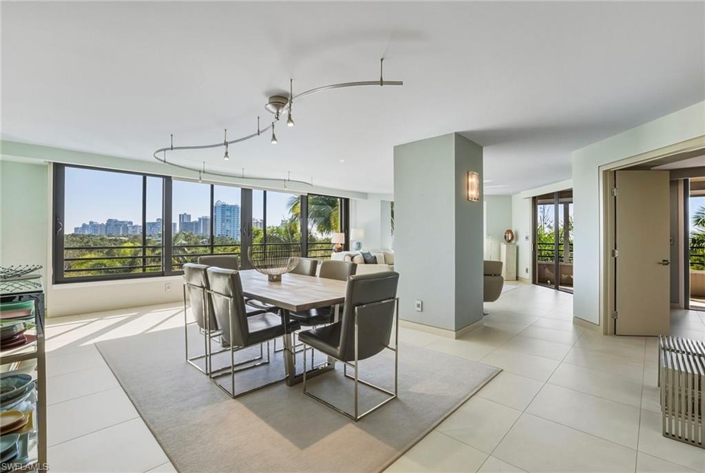 HERON AT PELICAN BAY - Residential