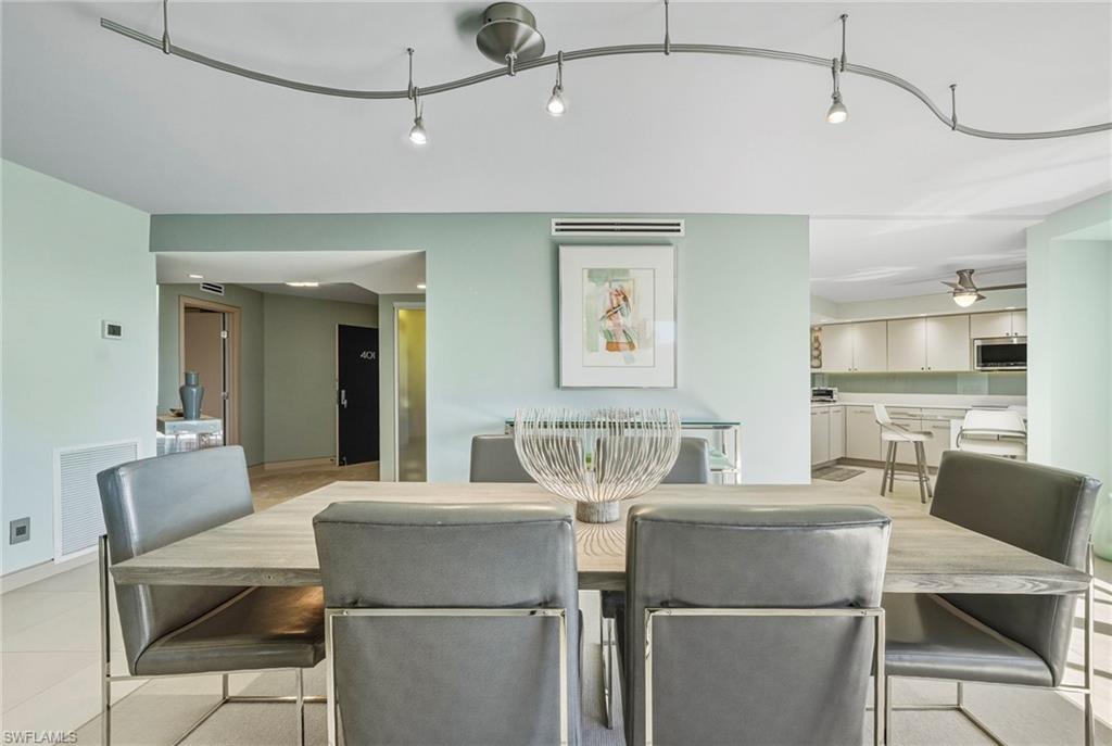 HERON AT PELICAN BAY - Residential