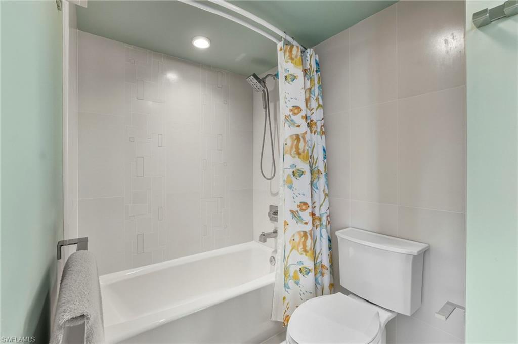 HERON AT PELICAN BAY - Residential