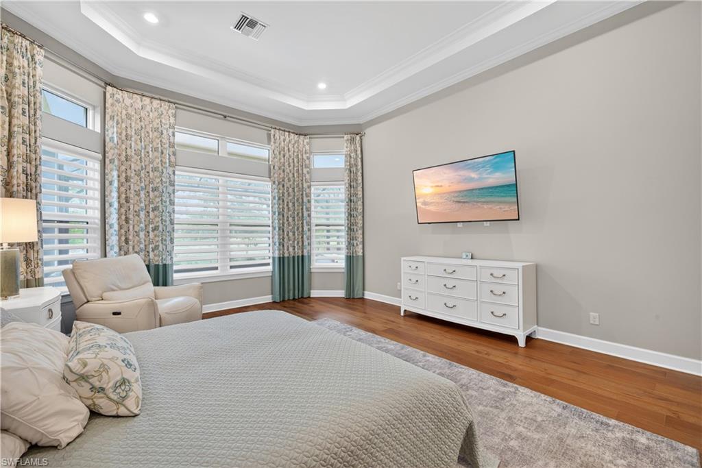 ESPLANADE - Residential