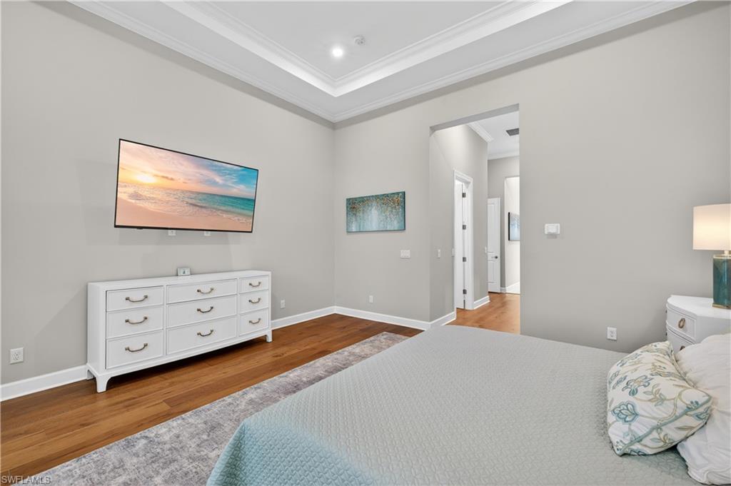ESPLANADE - Residential