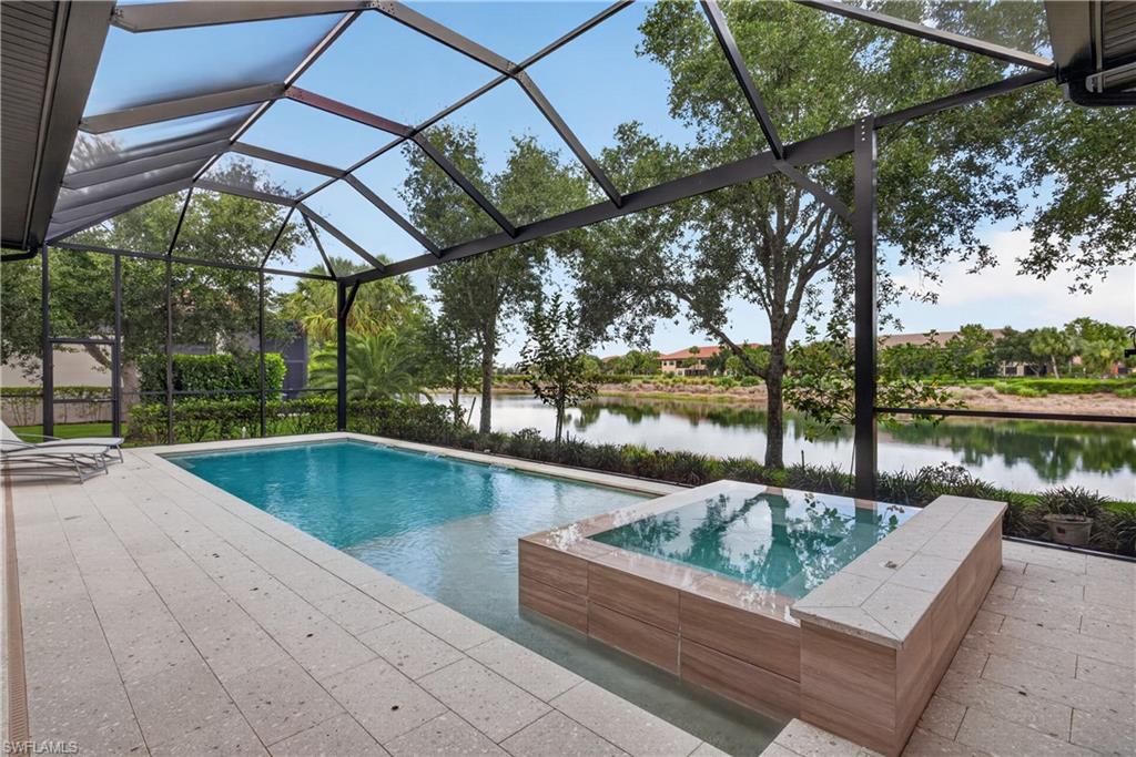 ESPLANADE - Residential