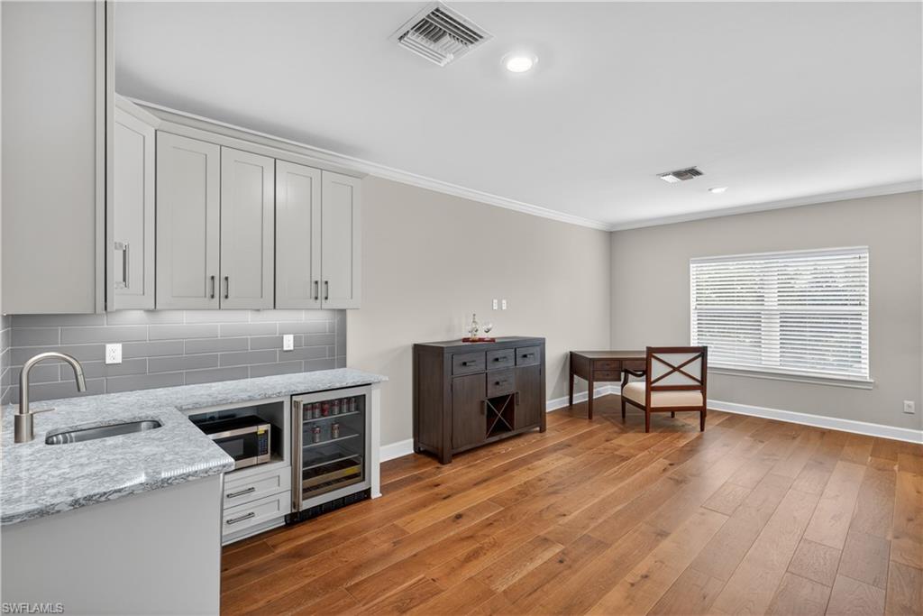ESPLANADE - Residential
