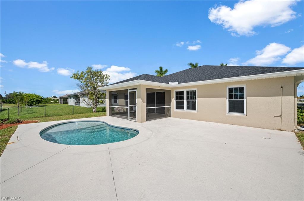CAPE CORAL - Residential