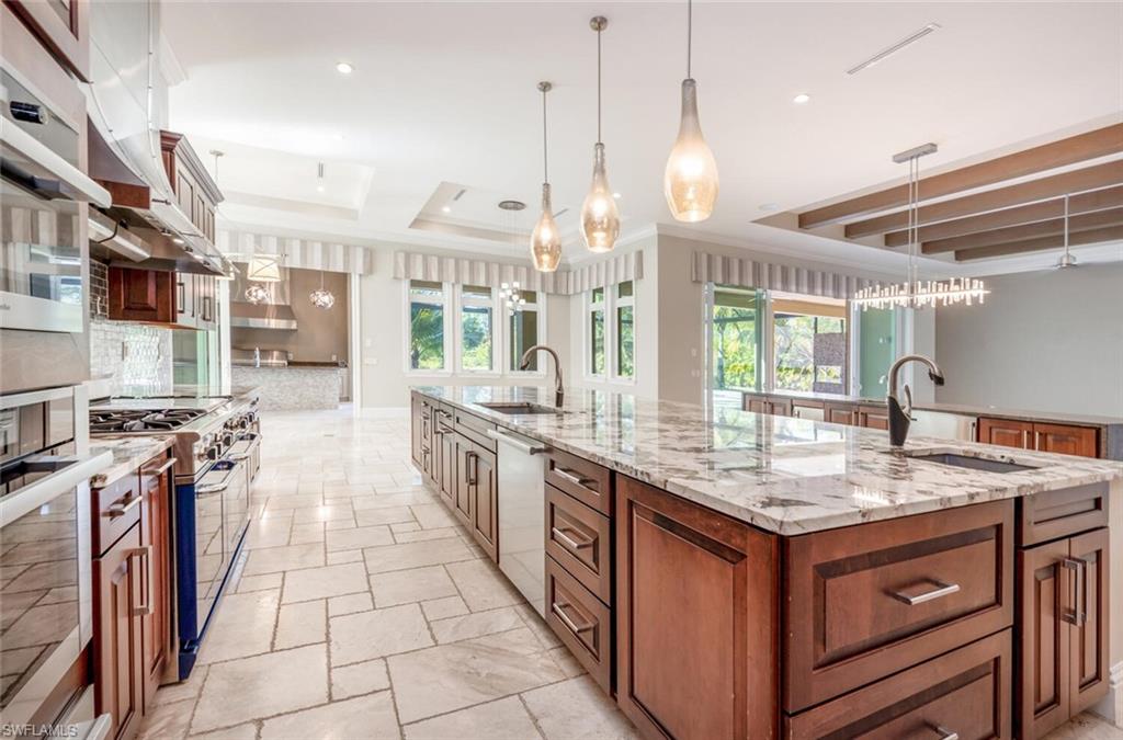 GOLDEN GATE ESTATES - Residential