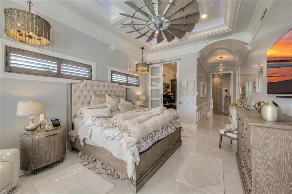 TOWN AND RIVER - Residential