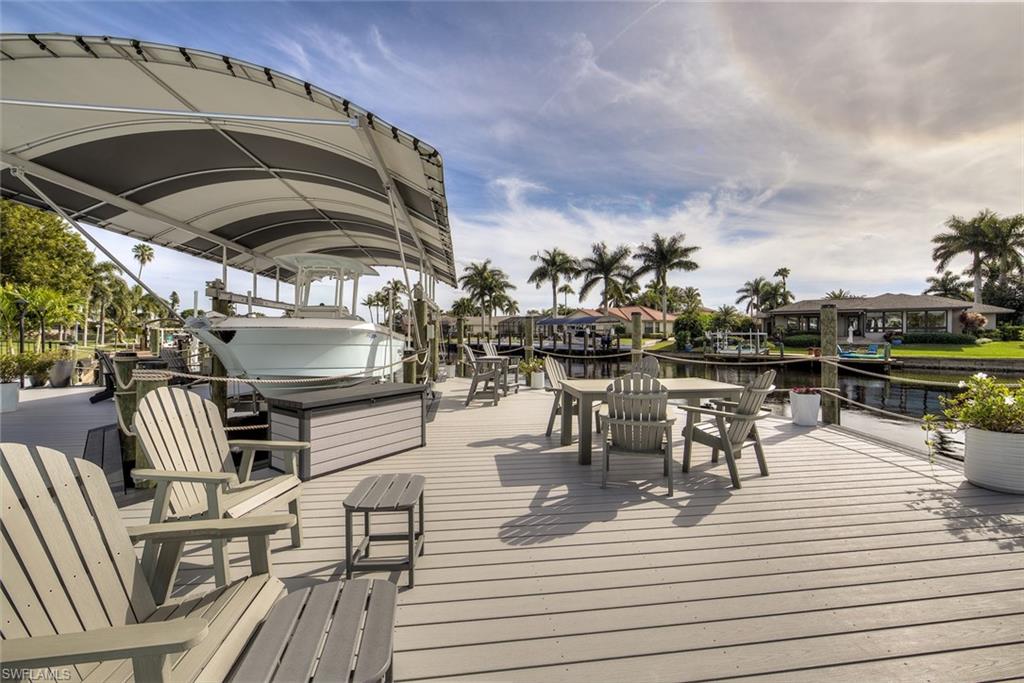 TOWN AND RIVER - Residential