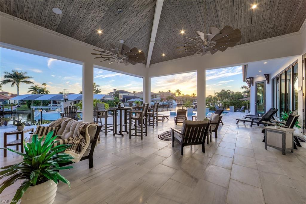 TOWN AND RIVER - Residential