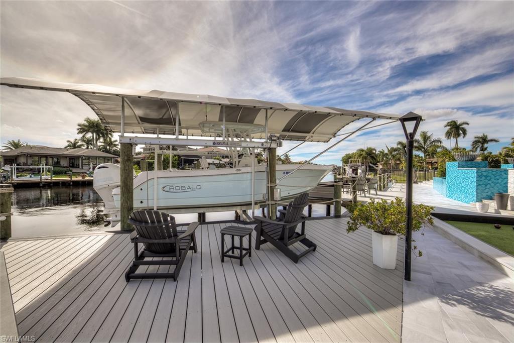 TOWN AND RIVER - Residential