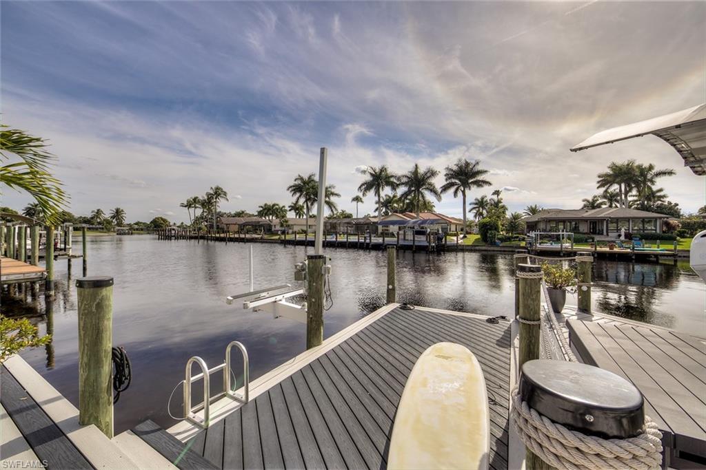 TOWN AND RIVER - Residential