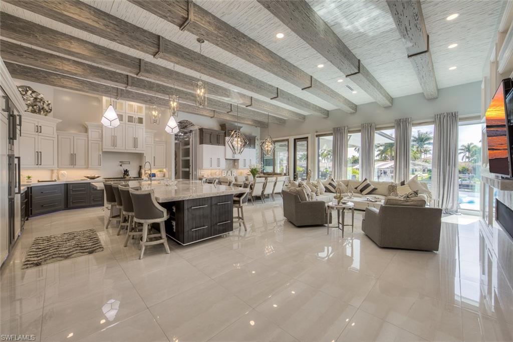 TOWN AND RIVER - Residential