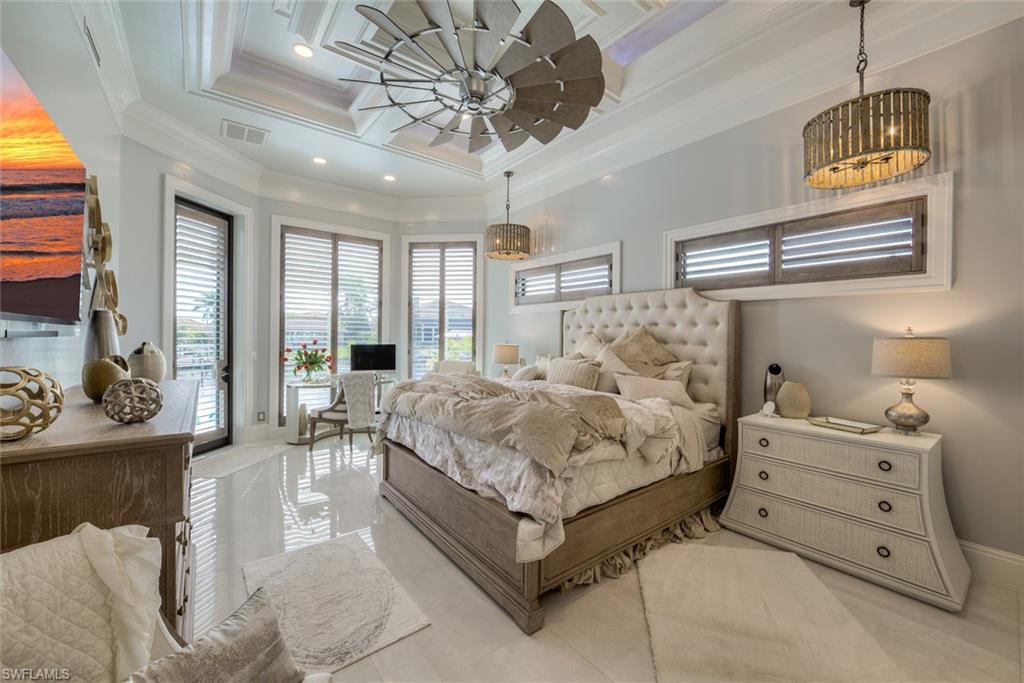 TOWN AND RIVER - Residential