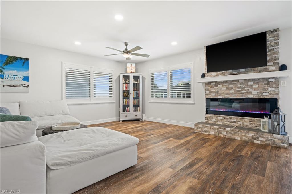 BAY HARBOR CLUB CONDO - Residential