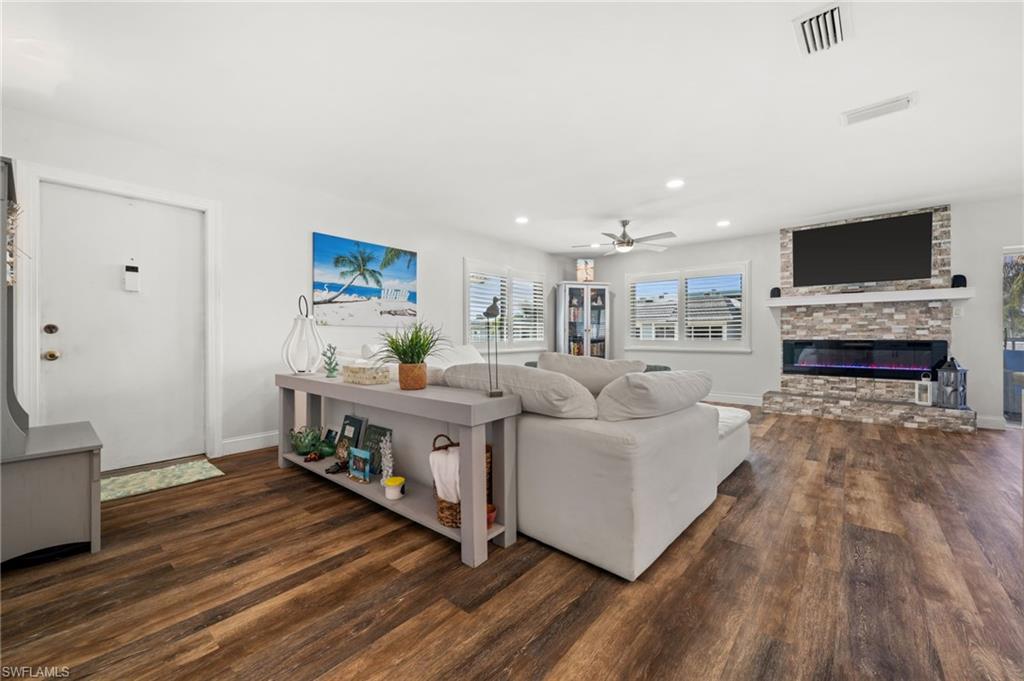 BAY HARBOR CLUB CONDO - Residential