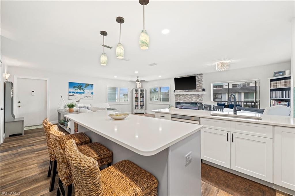 BAY HARBOR CLUB CONDO - Residential