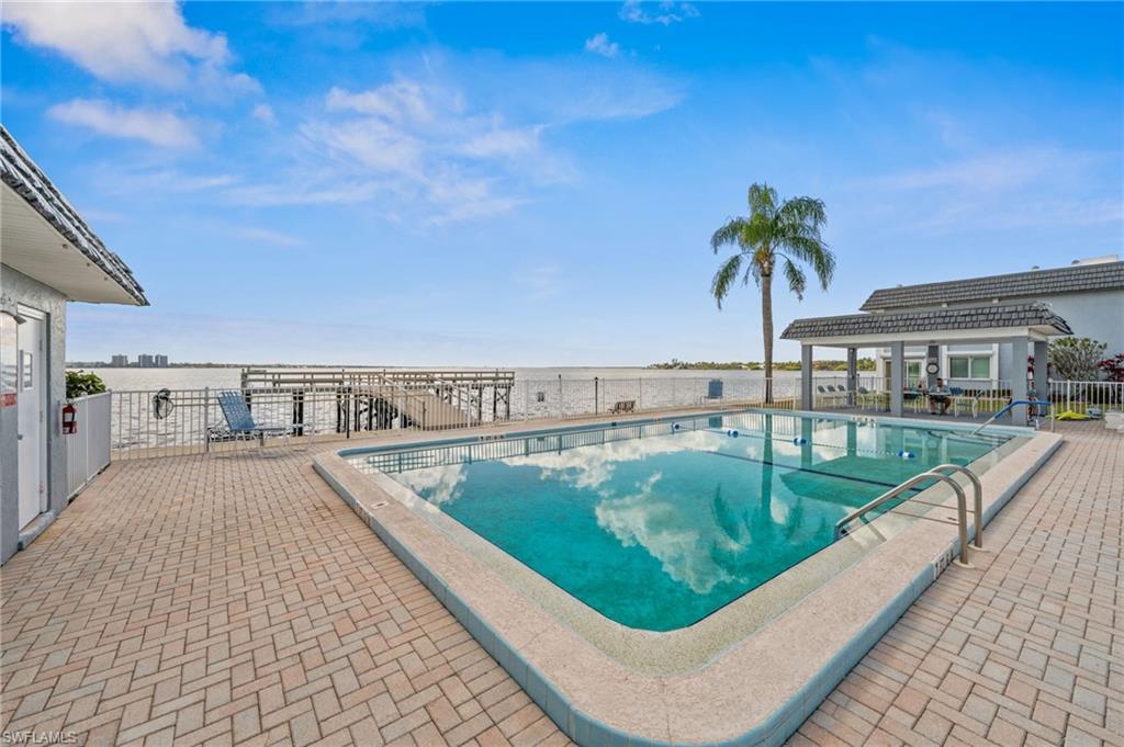 BAY HARBOR CLUB CONDO - Residential