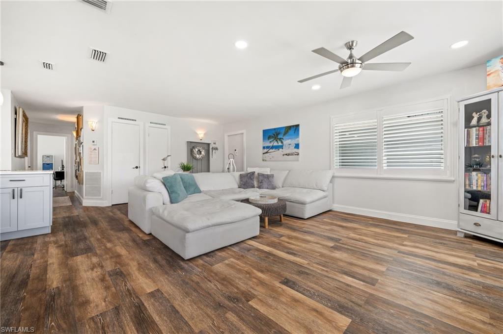 BAY HARBOR CLUB CONDO - Residential