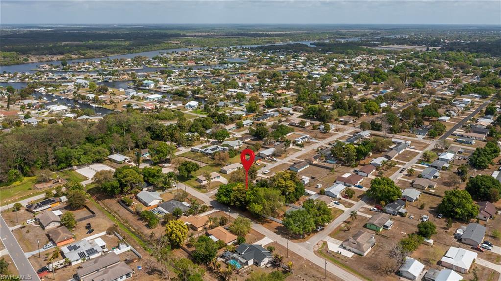 FORT MYERS SHORES - Residential