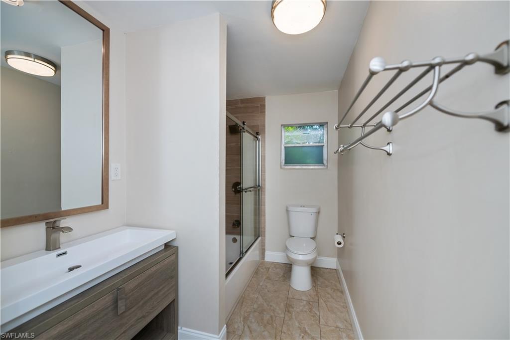 FORT MYERS SHORES - Residential