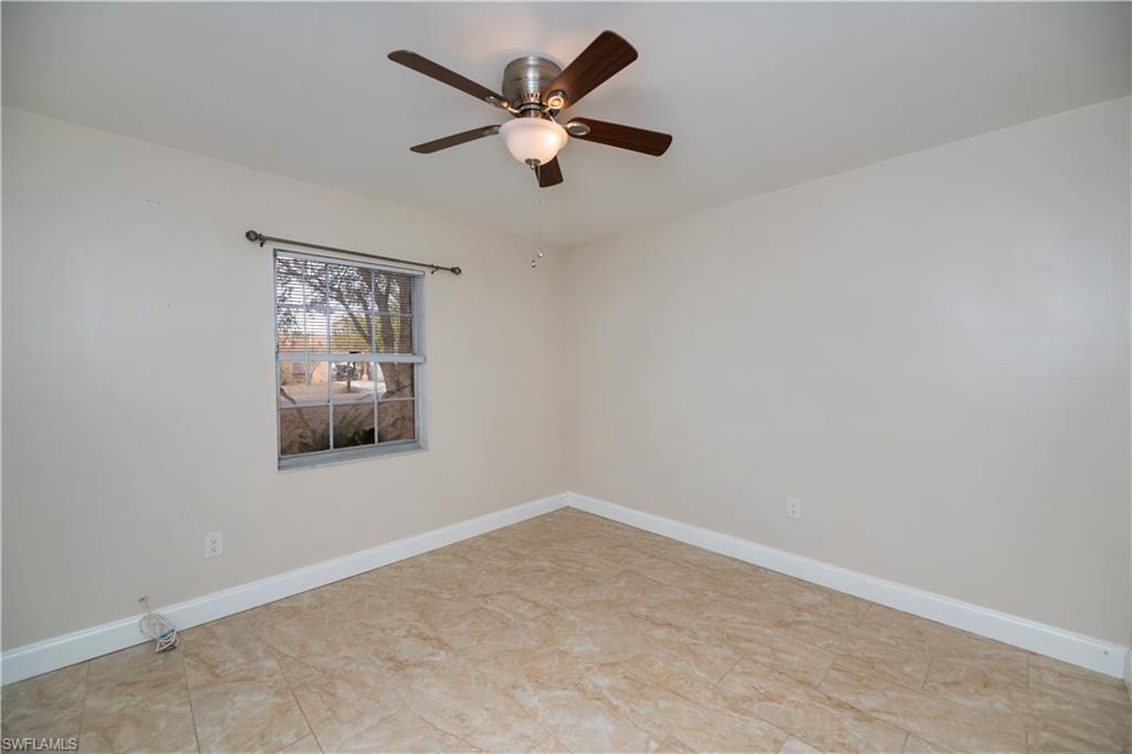 FORT MYERS SHORES - Residential