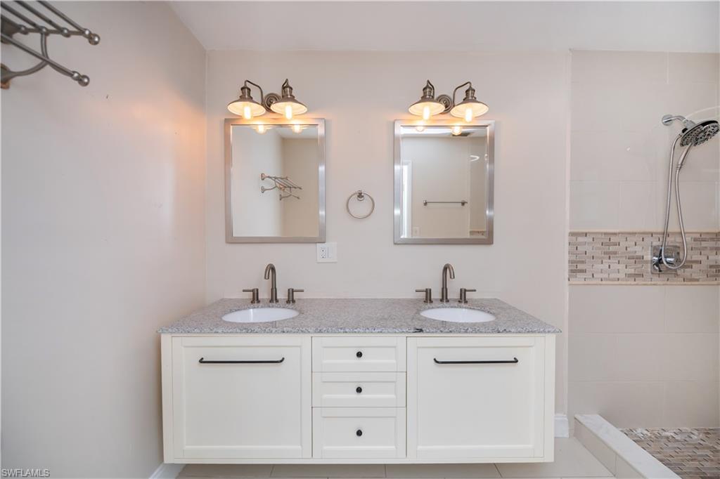 FORT MYERS SHORES - Residential