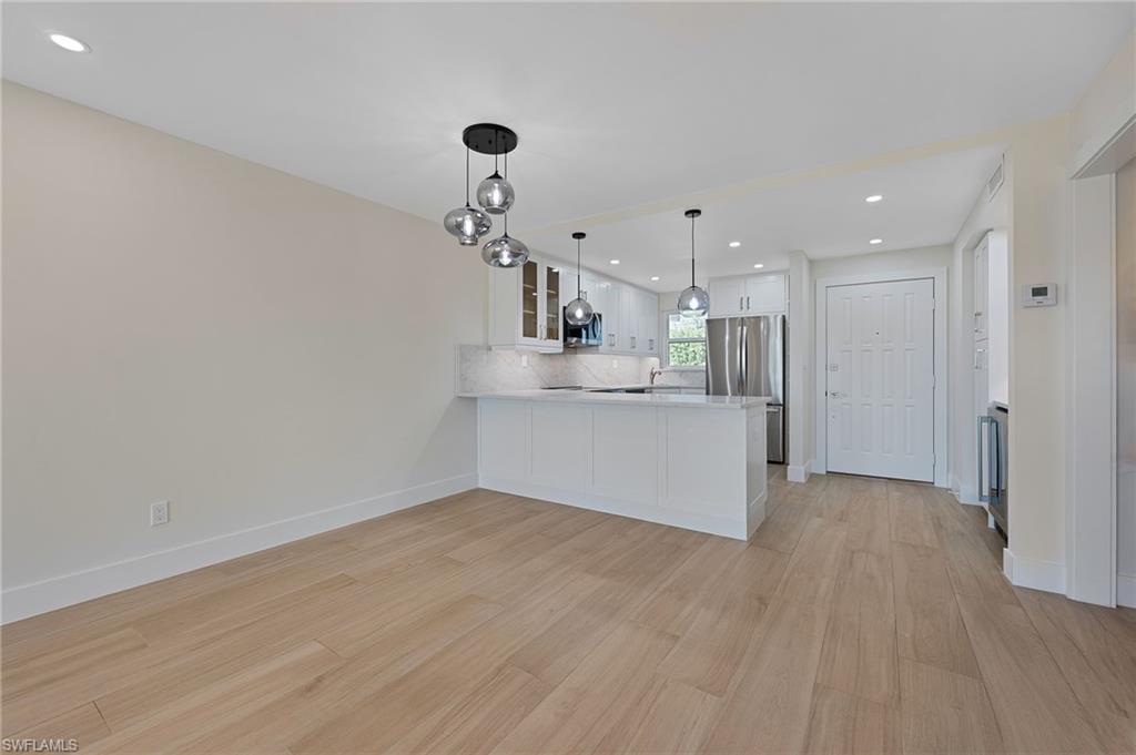 HIGH POINT - Residential