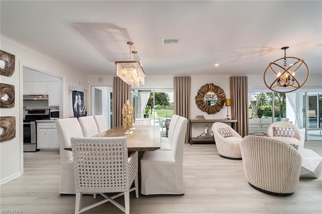 MOORINGS - Residential