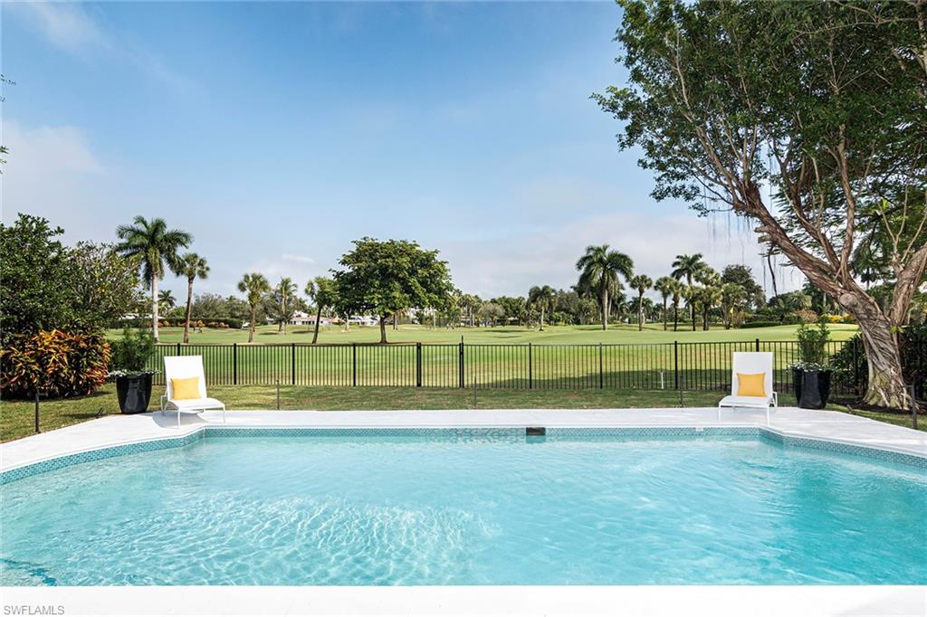 MOORINGS - Residential