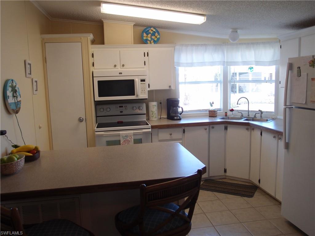 PINE ISLAND COVE - Residential