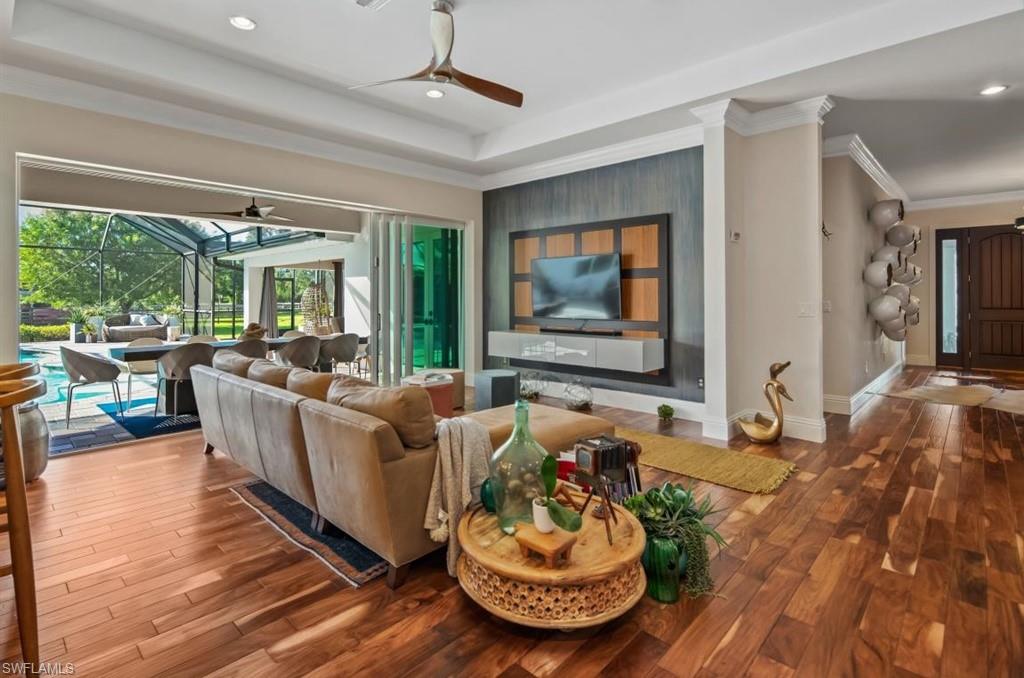 PINE RIDGE - Residential