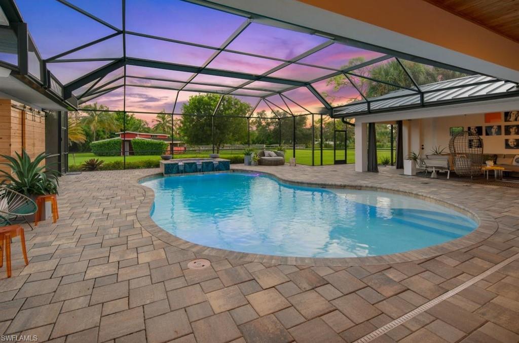 PINE RIDGE - Residential