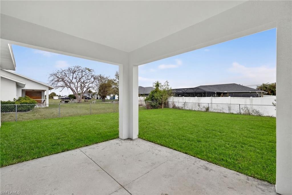 CAPE CORAL - Residential