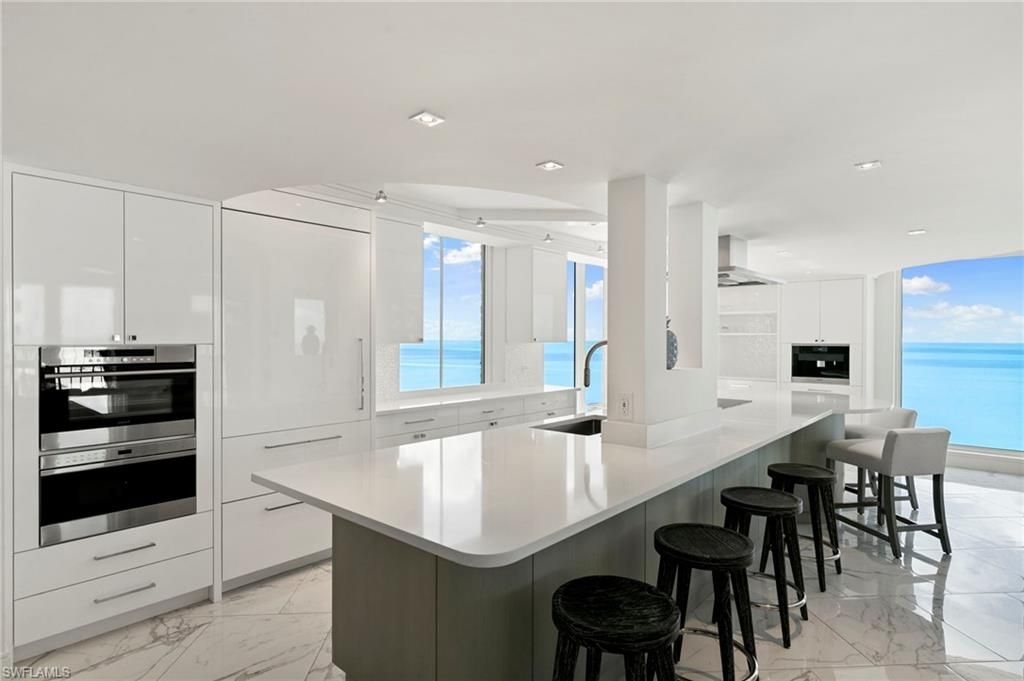 Photo of 4001 Gulf Shore BLVD N #806, NAPLES, FL 34103 (MLS # 226009283)