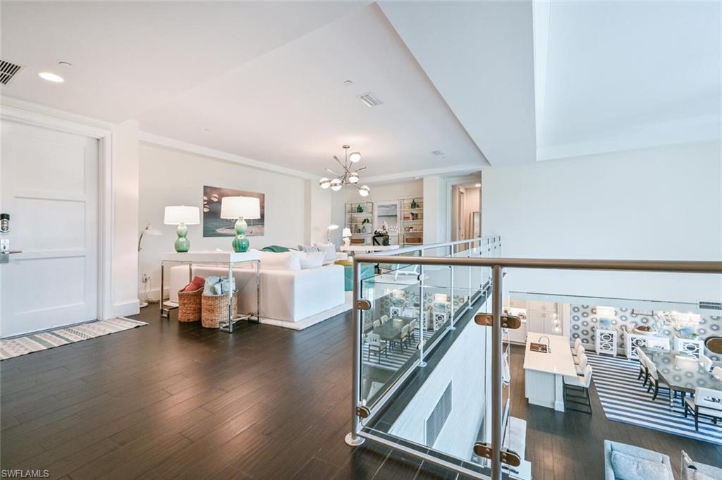 NAPLES SQUARE - Residential Lease