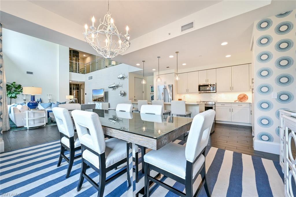 NAPLES SQUARE - Residential Lease