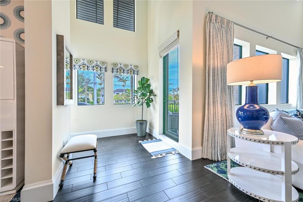 NAPLES SQUARE - Residential Lease