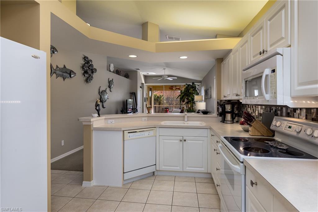 LIGHTHOUSE BAY - Residential