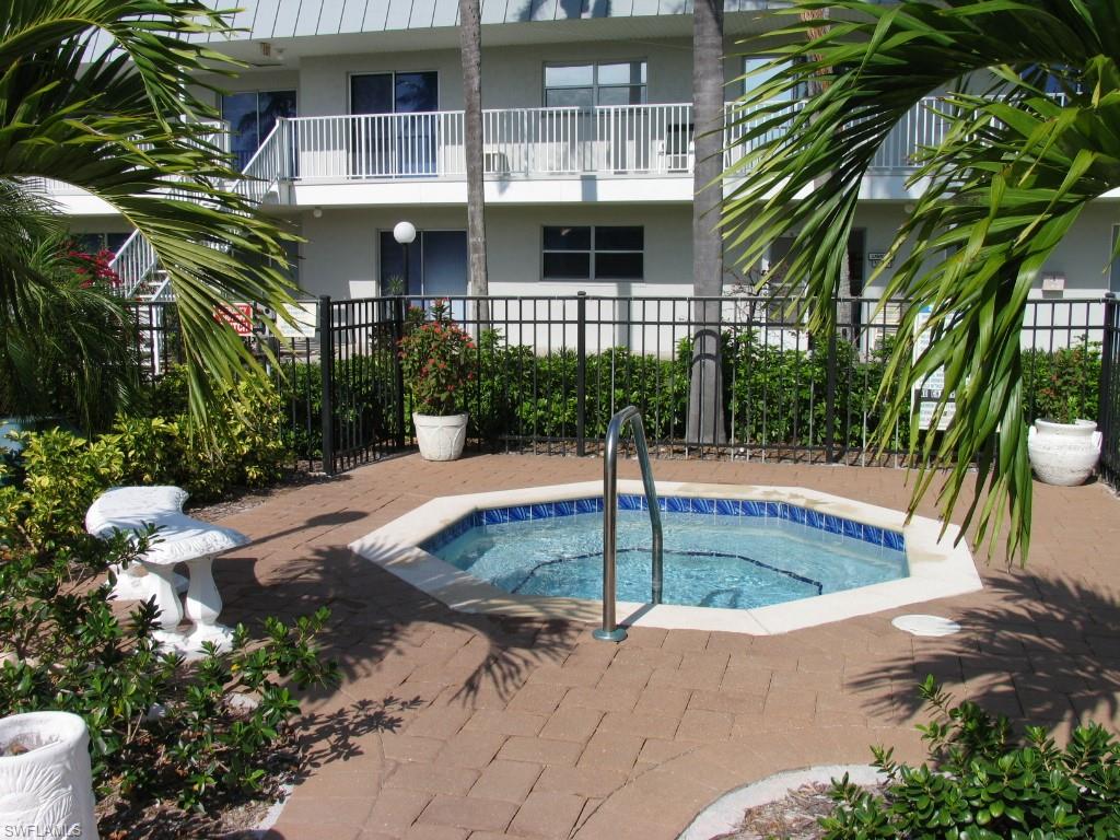 REGENCY CONDO - Residential